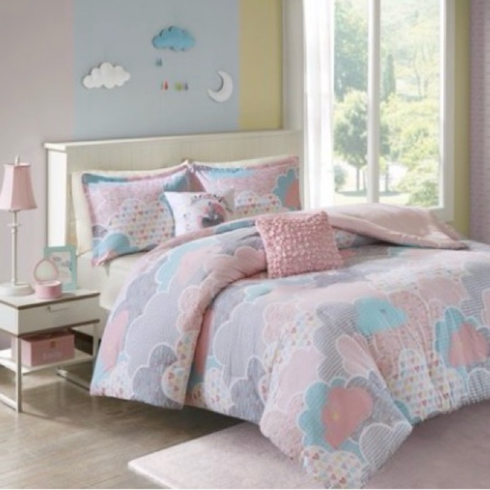 Whimsical Cloud Comforter Set - Pink and Blue